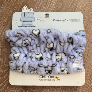 new! Snoopy Peanuts x The Creme Shop purple large plush spa headband